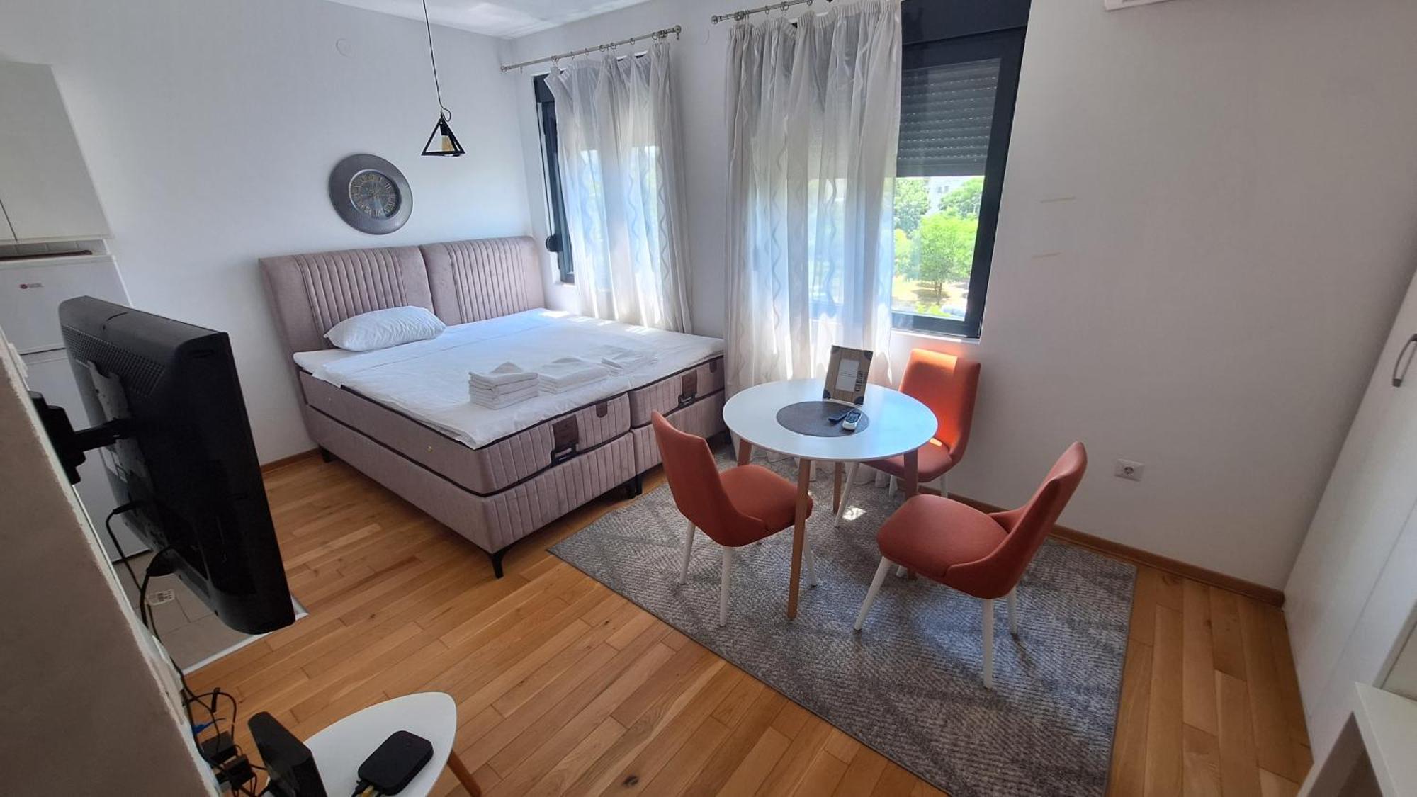 Lijepo Pozicioniran Stan, Atrakcije Blizu Apartment Podgoriţa Exterior foto