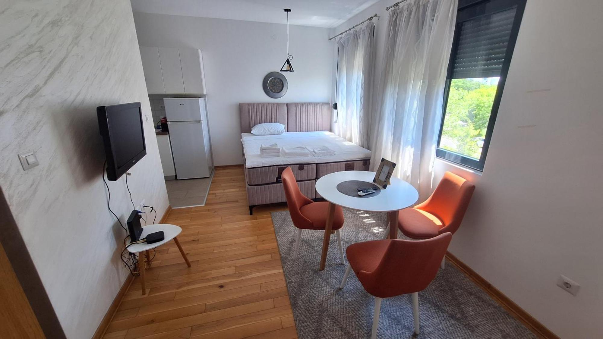 Lijepo Pozicioniran Stan, Atrakcije Blizu Apartment Podgoriţa Exterior foto